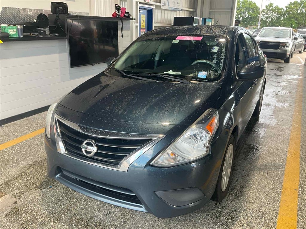 2016 Nissan Versa Sedan