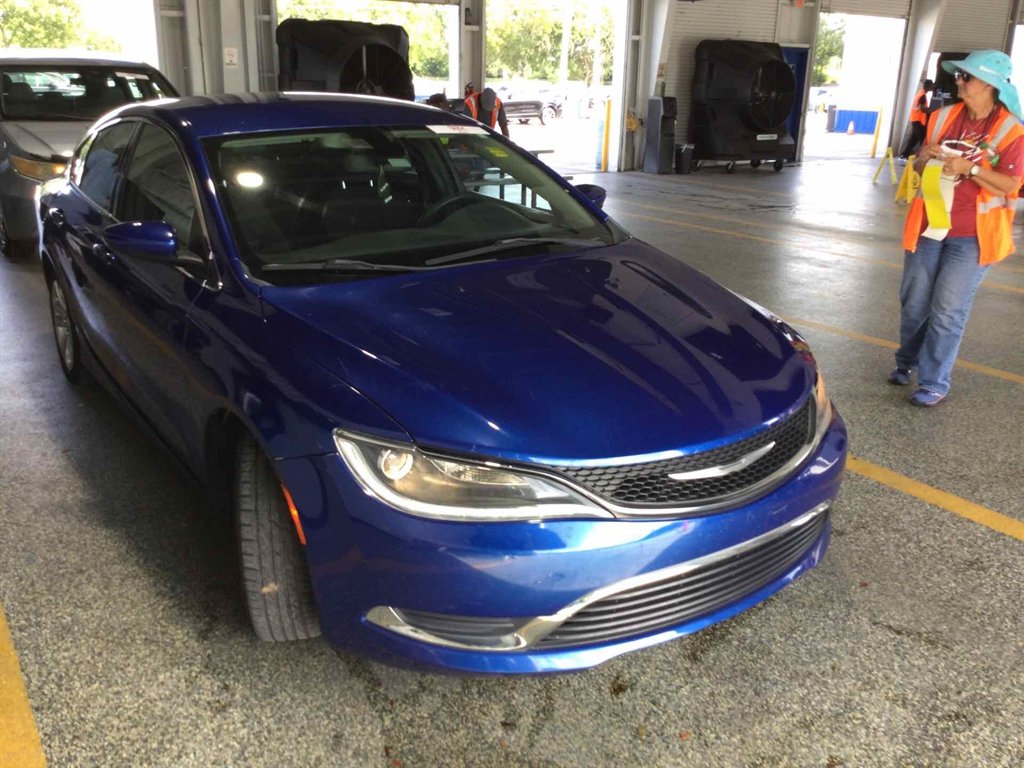 2015 Chrysler 200 Limited