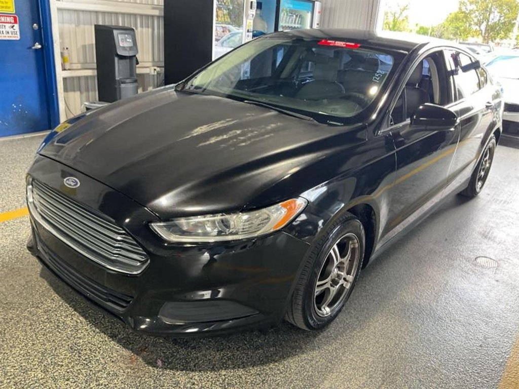 2014 Ford Fusion S