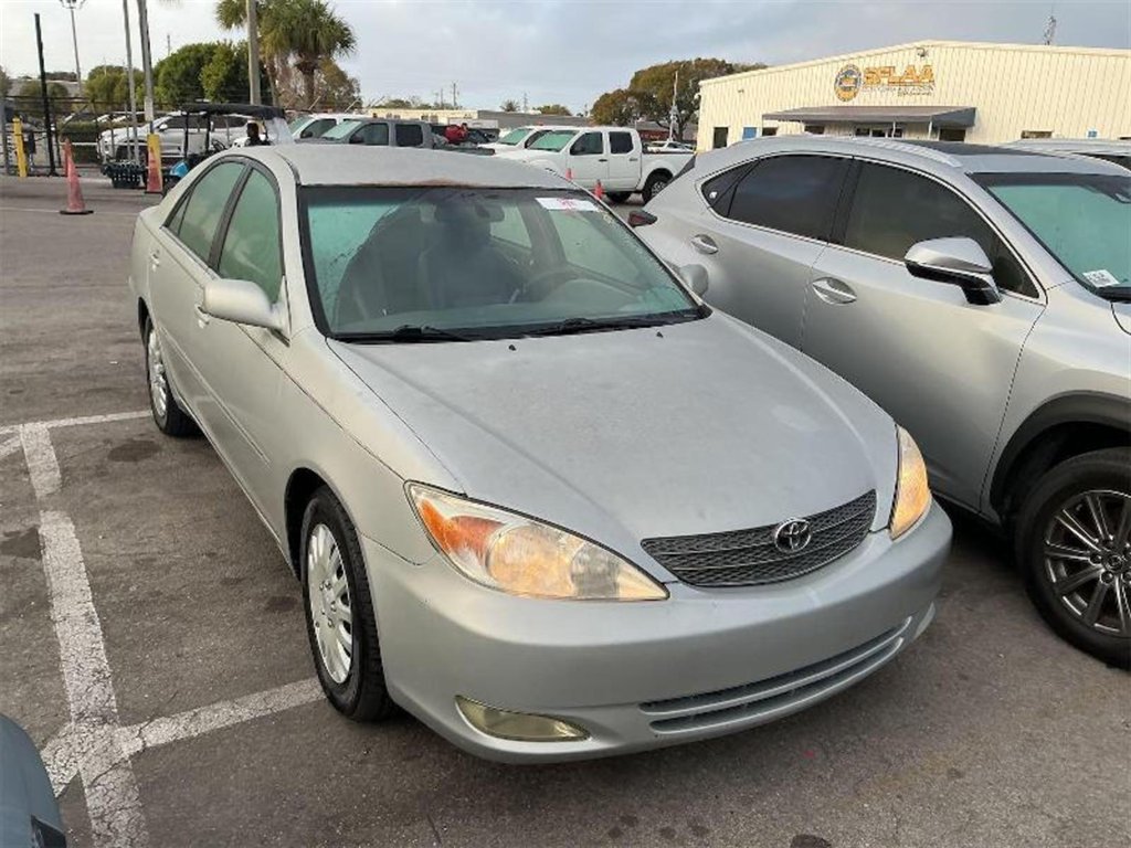 2004 Toyota Camry LE