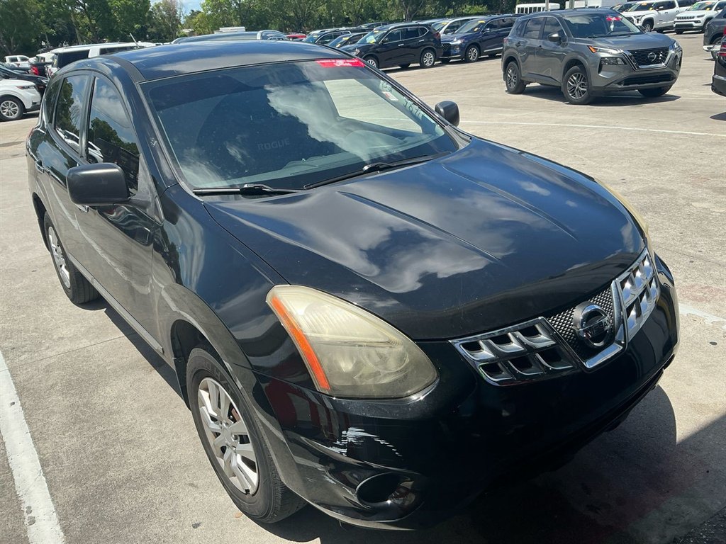 2014 Nissan Rogue Select's photo