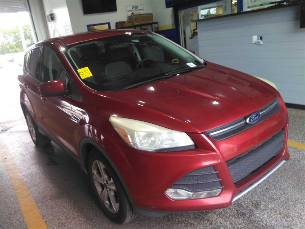 2014 Ford Escape SE's photo